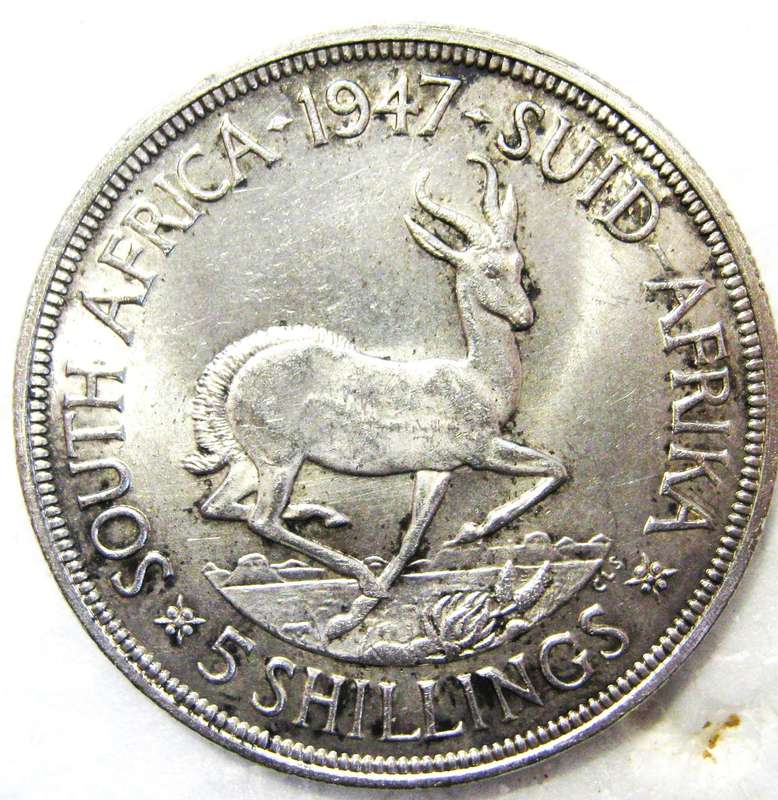 1947 FIVE SHILLINGS (CROWN) 80% SILVER 28.28 GRAMS IN GOOD CIRCULATED CONDITION