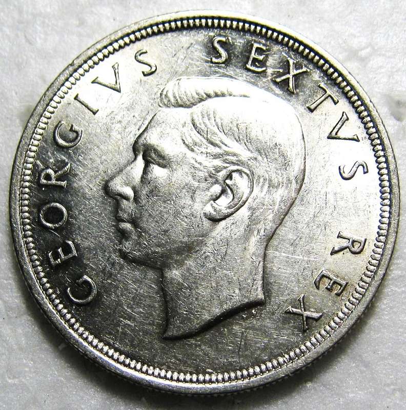 1950 FIVE SHILLINGS (CROWN) 80% SILVER 28.28 GRAMS IN GOOD CIRCULATED CONDITION