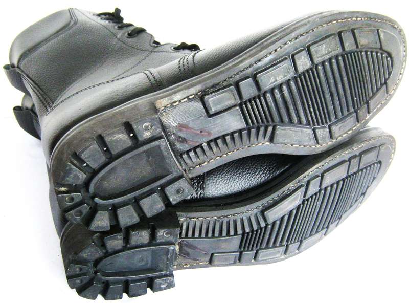 S.A. NAVY BLACK COMBAT BOOTS SIZE 11 IN UNUSED CONDITION