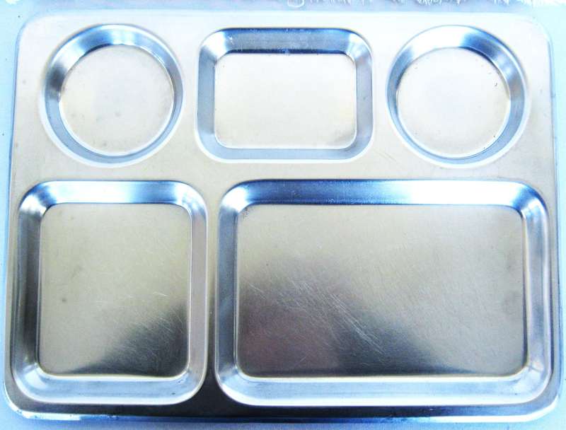 OLD SADF VARKPAN/MESS TRAY IN GOOD USED CONDITION