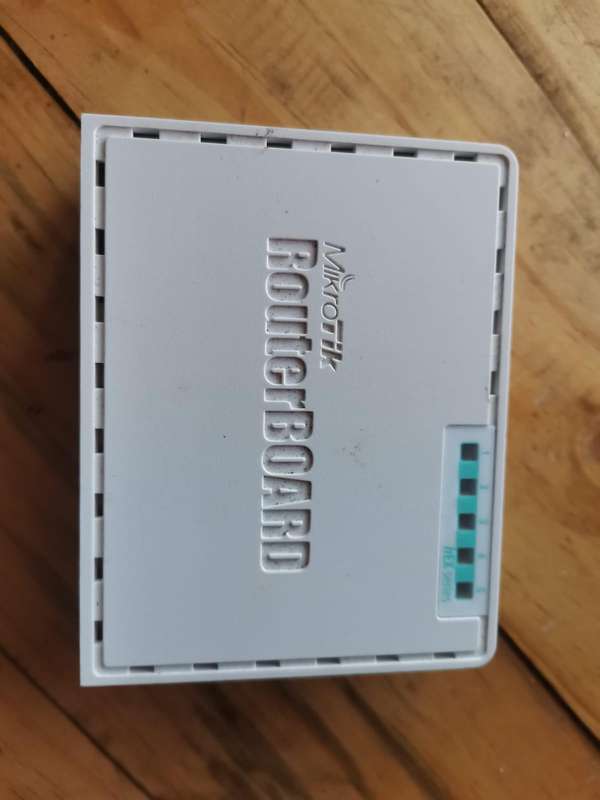 MikroTik hEX 5 Port Gigabit Desktop Router RB750Gr3