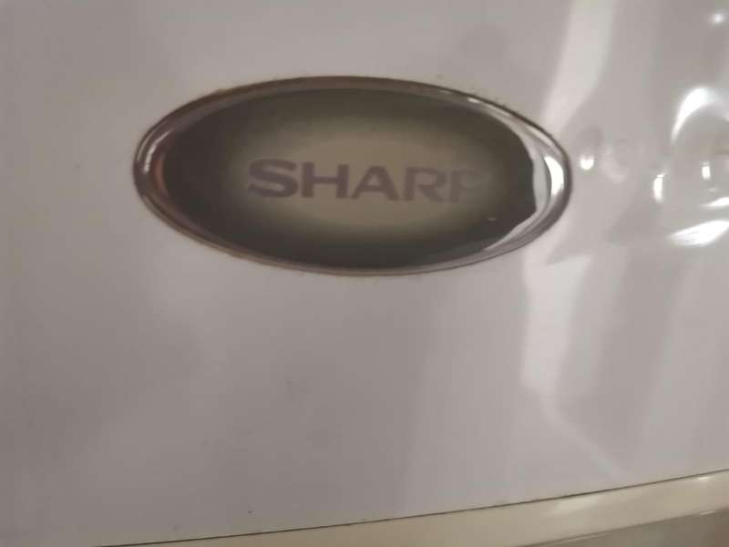 473Litre SHARP Fridge and Freezer
