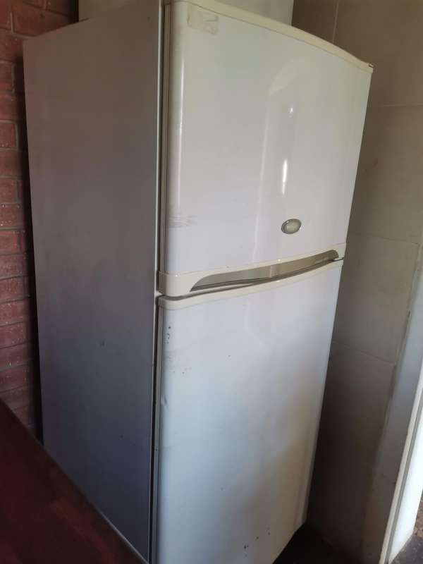 473Litre SHARP Fridge and Freezer