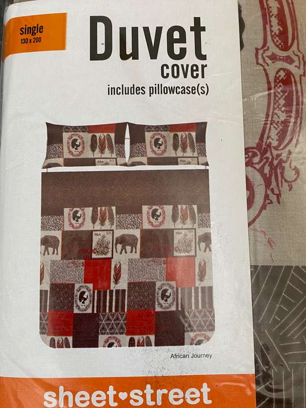 2 x SET of SINGLE Duvet Cover + cushions"African style", new . (size: single : 130cm x 200cm)