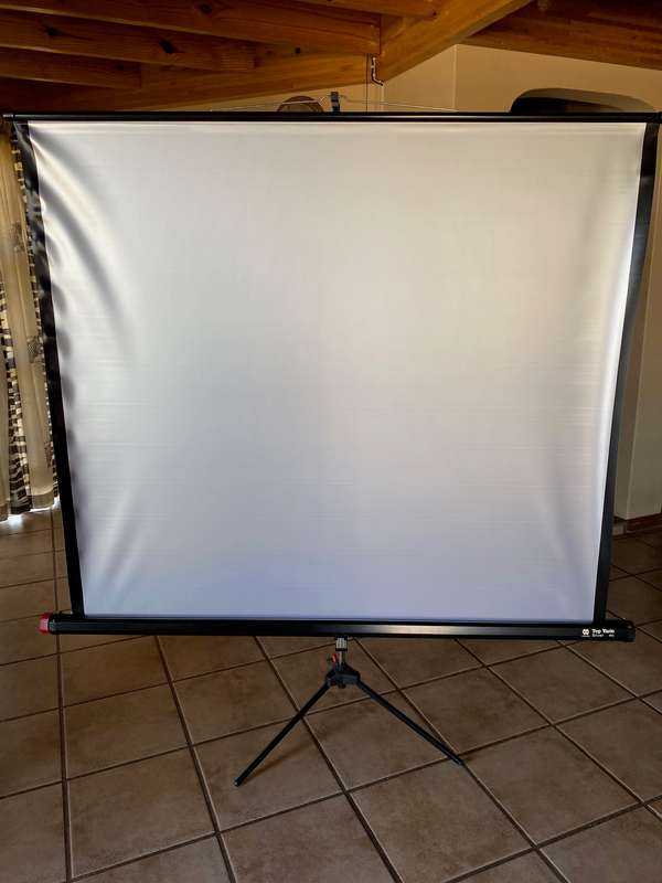 MW TOP VARIO PERLMUTT / SILVER Projector - Video screen 150cm x 150cm Made in Germany,