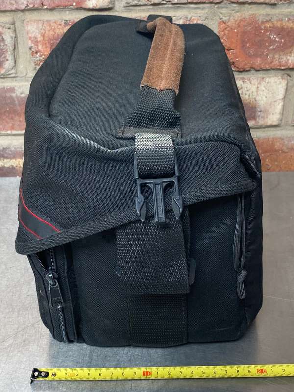 Tamrac Camera Bag black #604, PHOTO ZOOM SYSTEM 4,made in USA,vintage, top condition