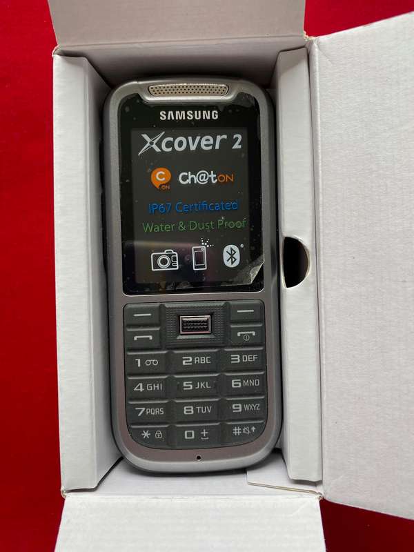 SAMSUNG MOBILE PHONE  X COVER 2 IN ORIGINAL BOX