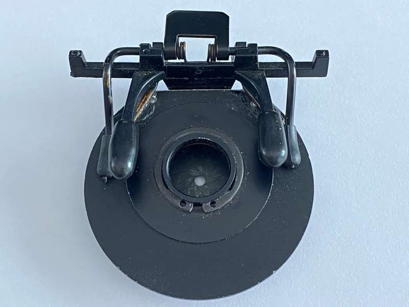 Gehmann Karlsruhe Irisblende for glasses ,second hand, in good condition