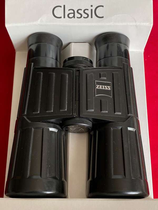 ZEISS CLASSIC 10X40 B GA T* P*Binoculars , made in Germany in Original Box, with Leather Case, top