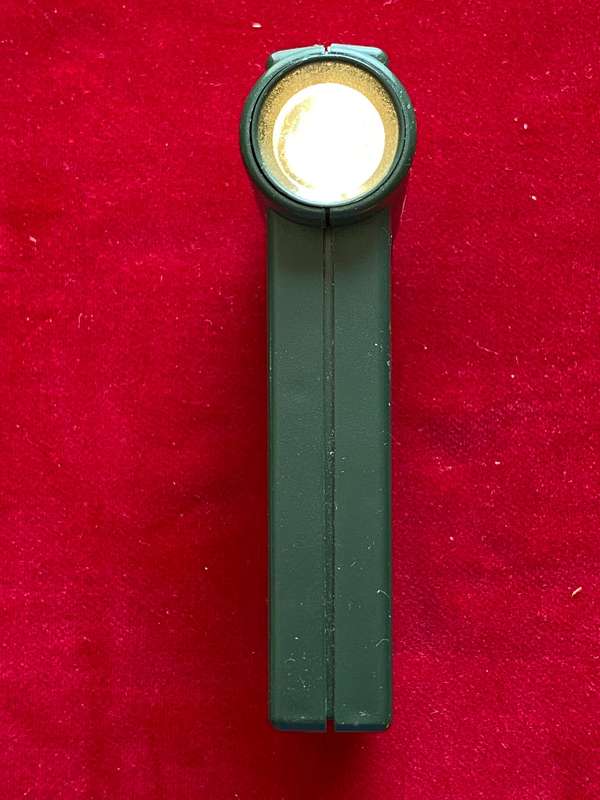 DOCTER GERMANY Aspherilux midi 125 torch, green, vintage, in working condition. batteries not incl.