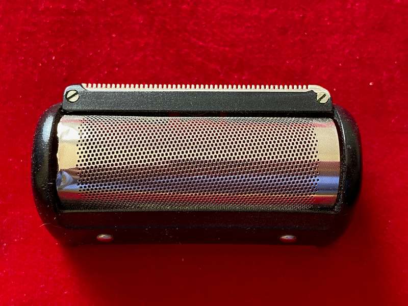 Braun 5543 Battery Shaver 3V West-Germany, vintage, in working condition