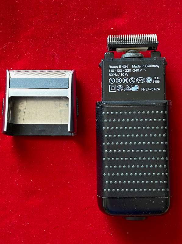 Braun 5424 Shaver 110-120 + 220-240V vintage, in wokring condition
