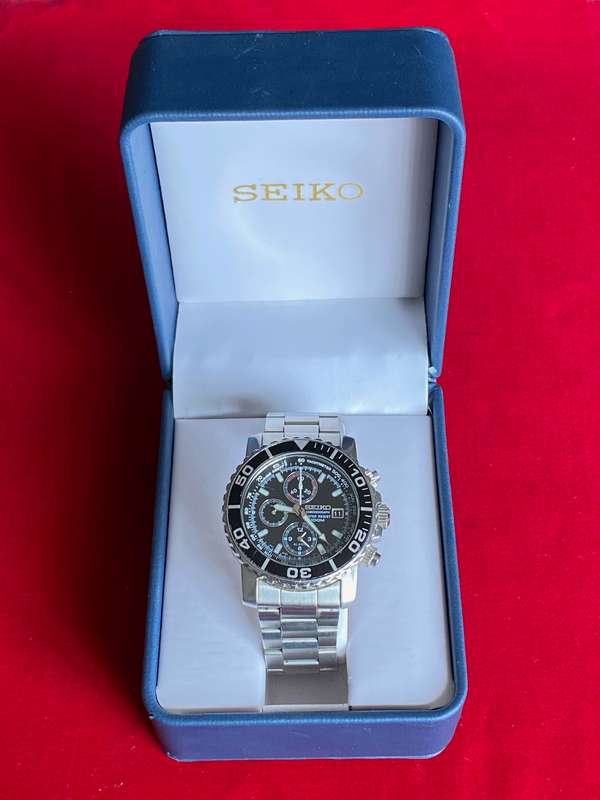 SEIKO SNA 225 7T62-0CV0 chronograph quartz , rare, collectors item,