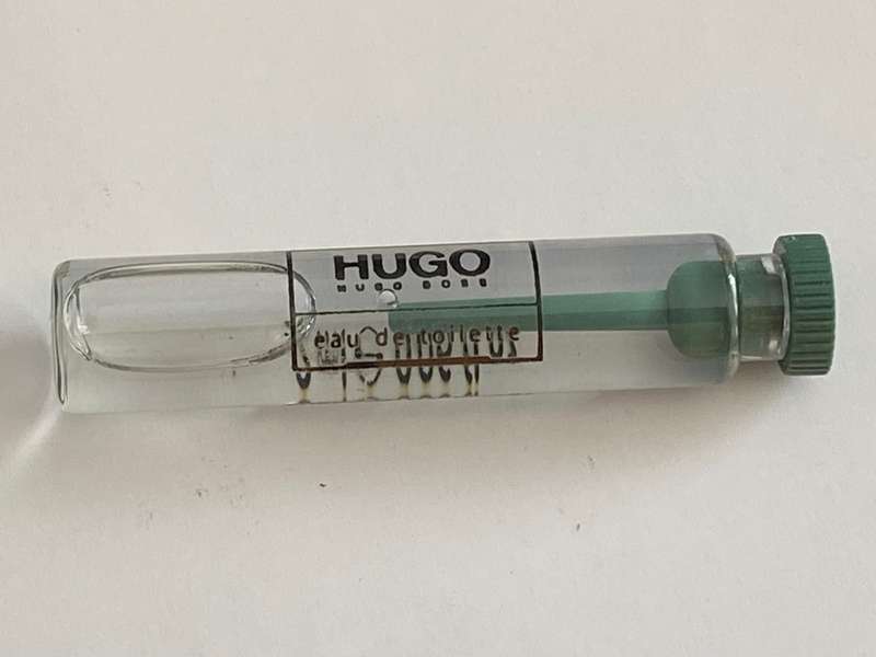 Hugo Boss, Eau de Toilette , approx. 2ml, rare, Test Mini Bottle, Vintage, Collectors item,