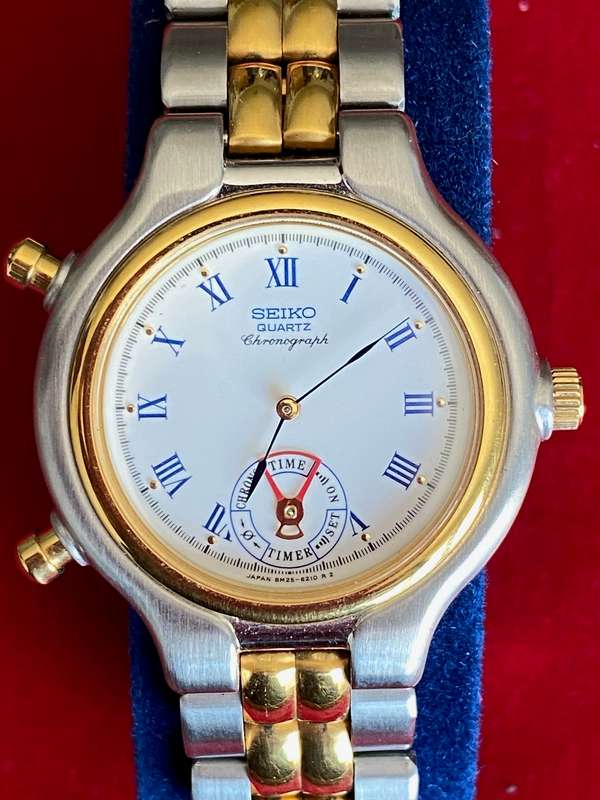 SEIKO 8M25-6210R2 / 8M25-6150R1 chronograph quartz , unisex, rare, collectors item from the 90s