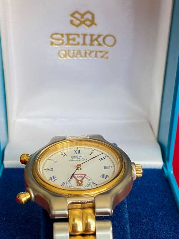 SEIKO 8M25-6210R2 / 8M25-6150R1 chronograph quartz , unisex, rare, collectors item from the 90s