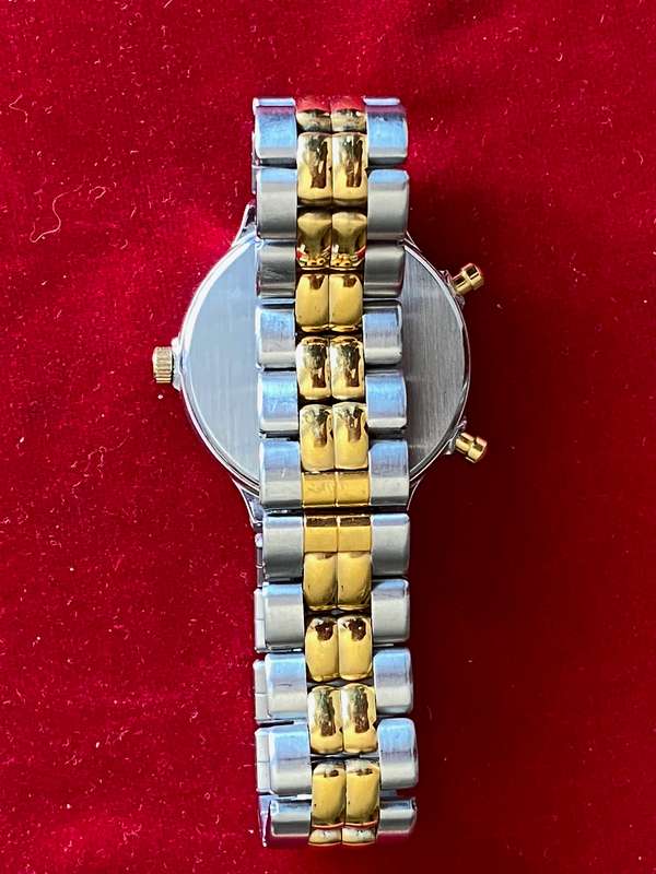 SEIKO 8M25-6210R2 / 8M25-6150R1 chronograph quartz , unisex, rare, collectors item from the 90s