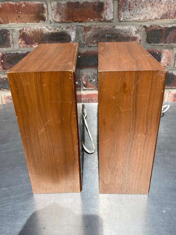 1970´S PHILIPS HIGH Fidelity International Hifi Logo loud speaker, wooden,vintage, item collectors
