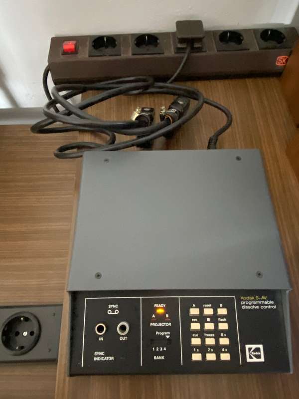 Kodak S-AV Programmable Dissolve Control for Kodak Carousel Lot 1