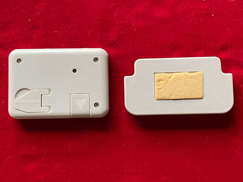 Intertronic Clock flat, white, vintage