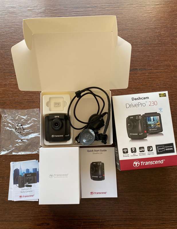 TRANSCEND DRIVEPRO 230 DASH CAMERA with 32GB in working condition