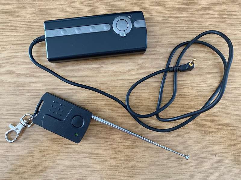 Adidt R3 Camera Radio Remote upto 100m distance