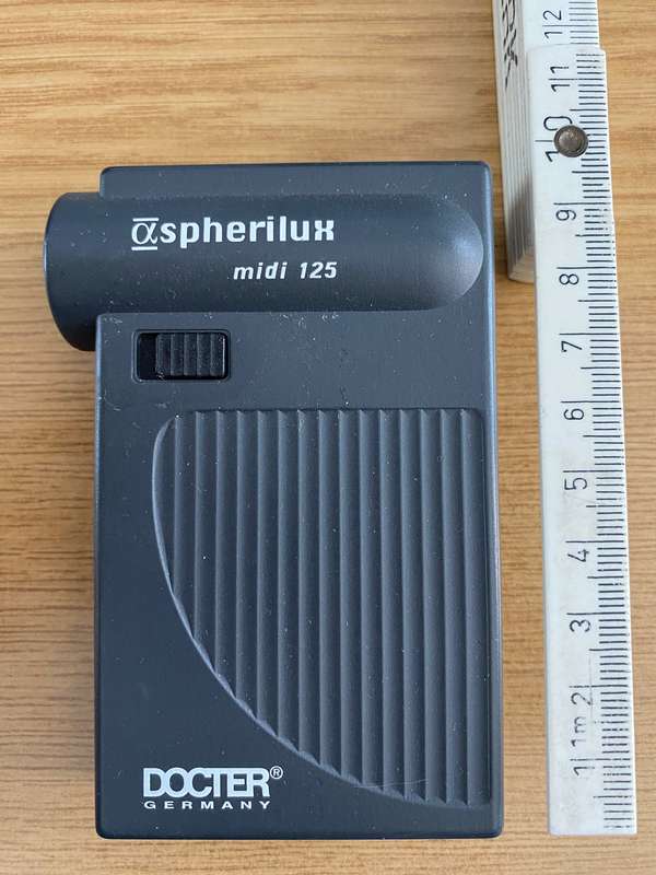 DOCTER GERMANY Aspherilux midi 125 torch, grey, vintage, in working condition. batteries not incl.