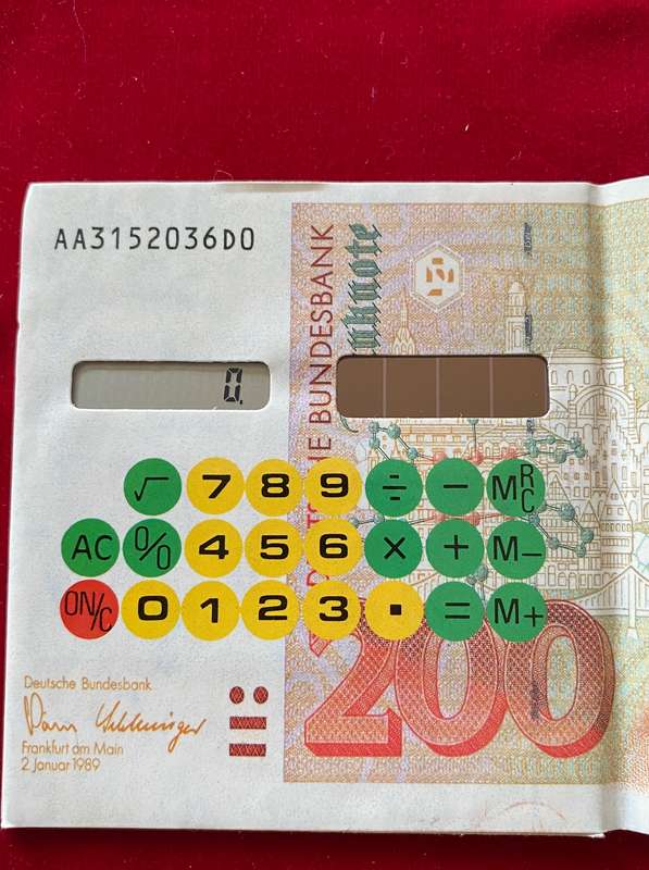200 Deutsche Mark folding solar calculator vintage collectors item, unused , in working condition