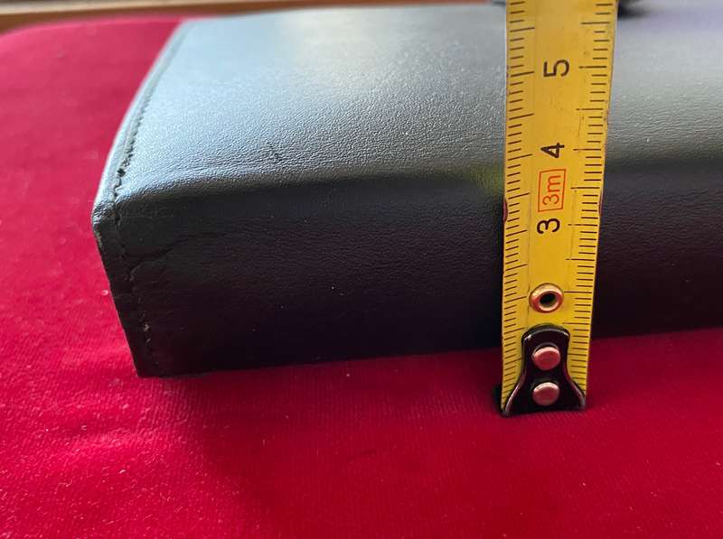 Leica leather file calender,black (19x12x3.5cm) from 1995 vintage,collectors item,unused, very rare