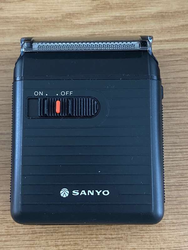 SANYO SV-M730 Battery Travel Shaver In Case Portable Plus leather pouch, JAPAN,vintage,working