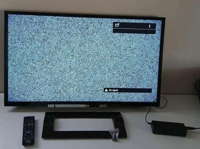 SONY Bravia TV 32" (80cm) Model :  KVL-32R402A,