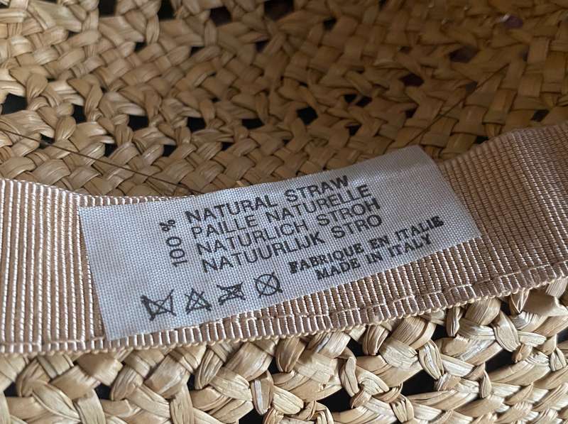 Woman Natural straw hat , made in italy, over 30-40 years old, vintage, collectors item, rare