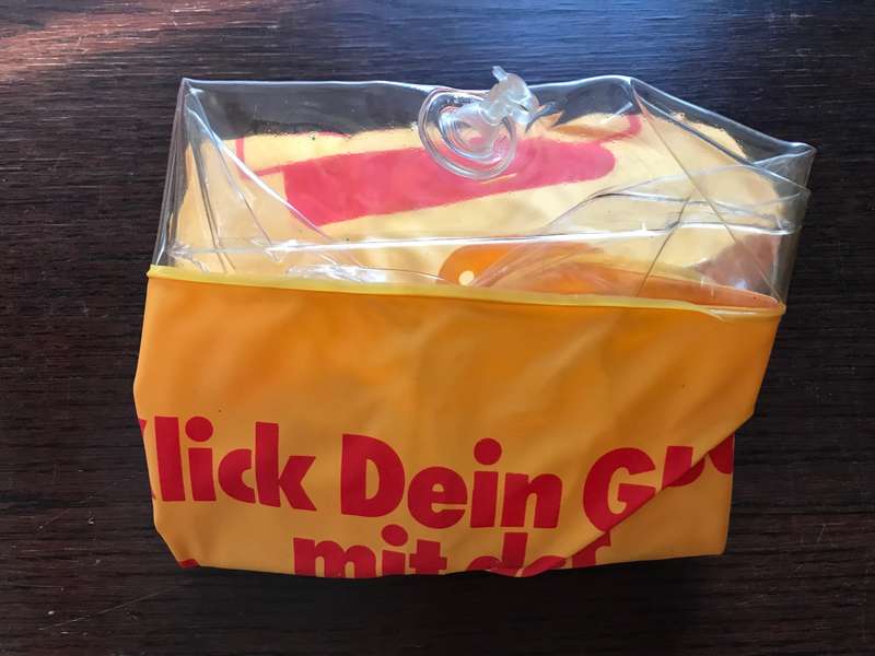 Kodak Air Cushion vintage 36x36cm , unused, collectors item