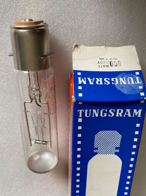 Tungsram Projector bulb P28s 220V 500W unused, still in original box