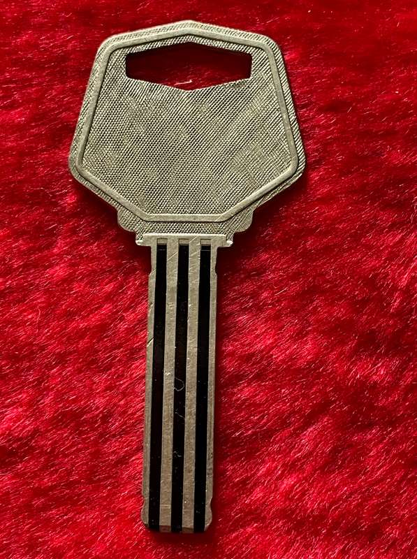 Old Vintage key Ilco Marlok