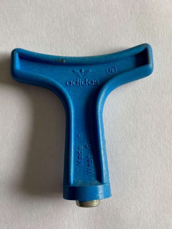 VINTAGE Adidas Track & Field Spike Wrench Star Original 1970s , made in  West Germany