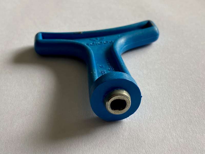 VINTAGE Adidas Track & Field Spike Wrench Star Original 1970s , made in  West Germany