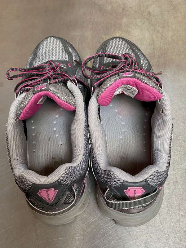 New Balance Shoes Size 38 / 5.5