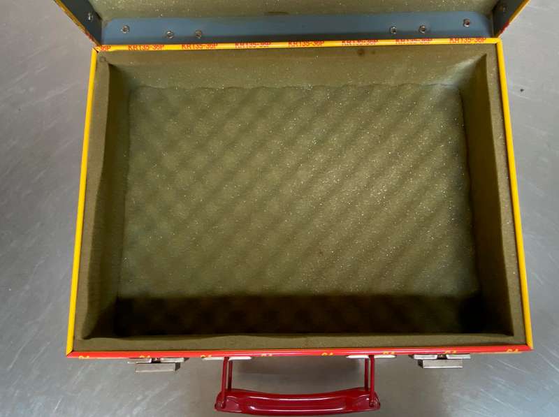 Kodak Metal Case Lot 2 Kodachrome 64 KR135-36 , vintage,collectors item, very rare,from the 70s