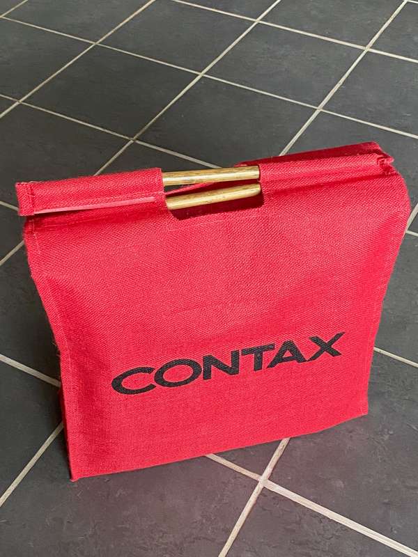 CONTAX FABRIC BAG,red, very strong,new,vintage, never used, collectors item, size approx. 45x50x16cm