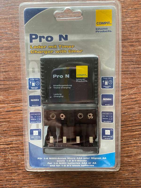 COMPIT Battery charger Pro N ,new for AAA, AA and 9V Block Batteries, still original packed , sealed