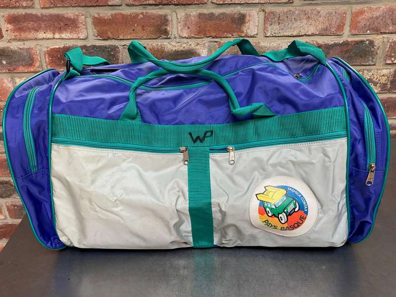 YASHICA CONTAX Pays Basque,Pyrenaen Sport Travel Bag,Vintage,collectors item,size approx. 60x31x34cm