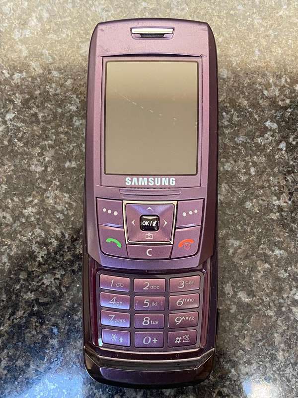 Samsung Mobile Phone SGH-E250i vintage rare in working condition, in good condition