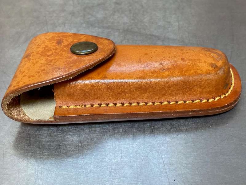 Kershaw 1070 leather case,pouch, for a knife or a multitool. OFFFER IS VALID UNTIL 15.06.2025 !