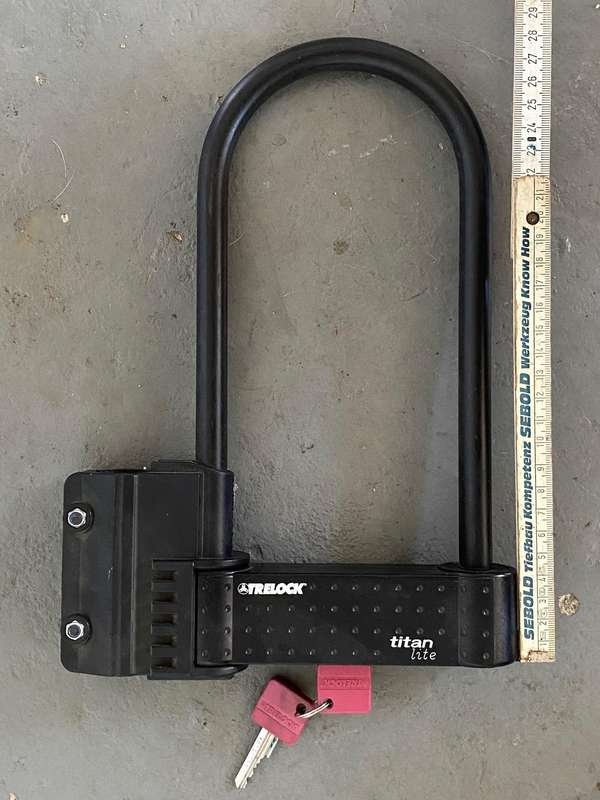 Trelock Titan Lite bicycle lock, 29cm long