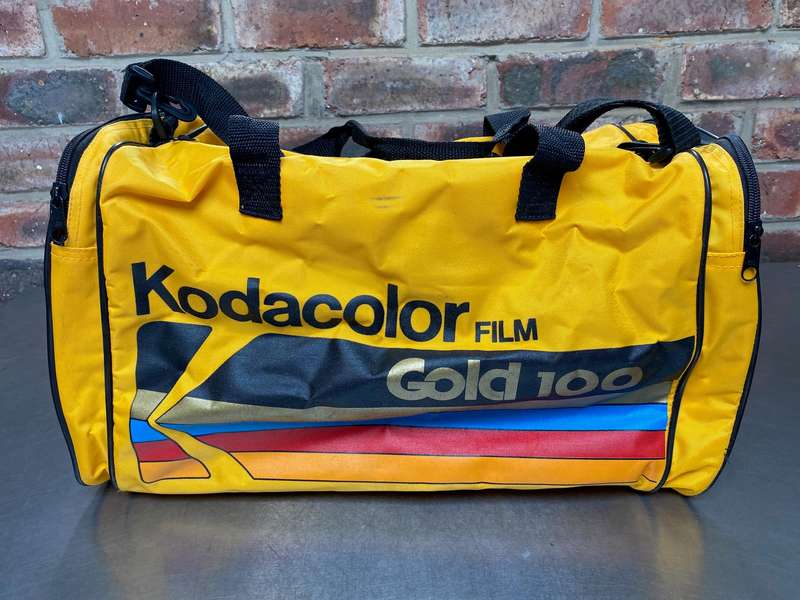 Kodak Bag Kodacolor Gold 100 ,collectors item,vintage,rare,retro, 80s, 35mm Film, zips are ok