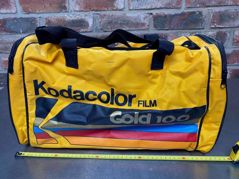 Kodak Bag Kodacolor Gold 100 ,collectors item,vintage,rare,retro, 80s, 35mm Film, zips are ok