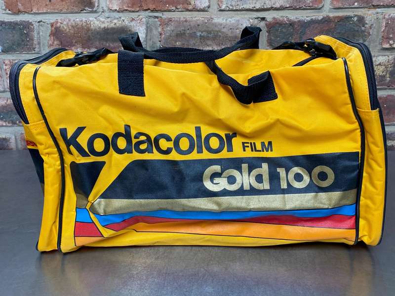 Kodak Bag Kodacolor Gold 100 ,collectors item,vintage,rare,retro, 80s, 35mm Film, zips are ok
