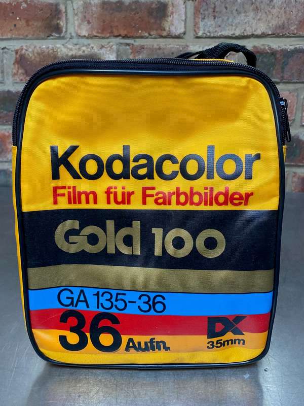 Kodak Bag Kodacolor Gold 100 ,collectors item,vintage,rare,retro, 80s, 35mm Film, zips are ok