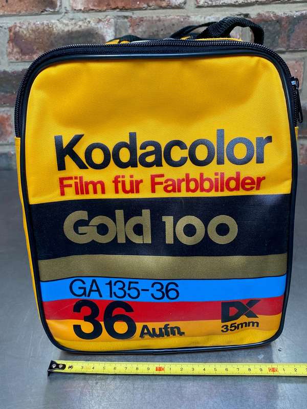 Kodak Bag Kodacolor Gold 100 ,collectors item,vintage,rare,retro, 80s, 35mm Film, zips are ok